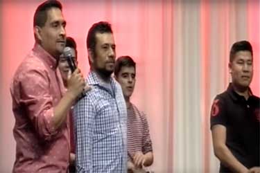 Ayudemos a los jóvenes a escuchar la voz de Dios